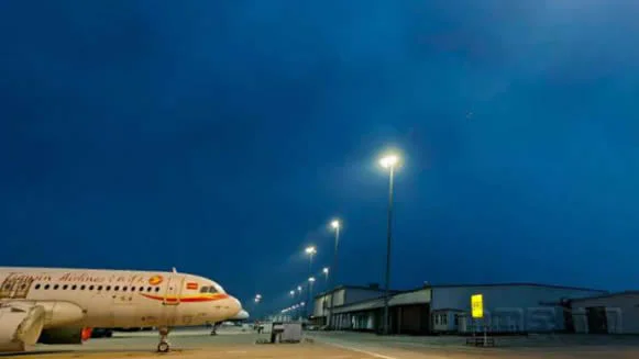 SolarOne FL6M-480W Light Up Tianjin Binhai International Airport